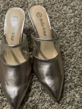 Bella Vita Silver Pointed Toe Clear Strap Mule